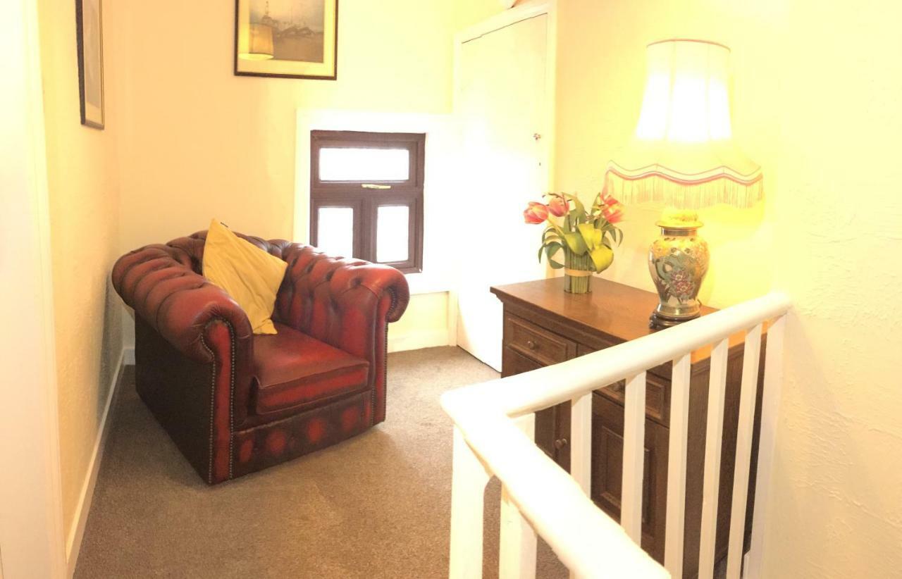 פילי Browns Holiday Cottage מראה חיצוני תמונה
