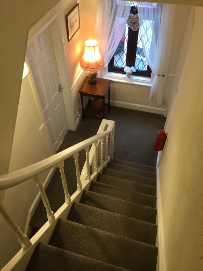 פילי Browns Holiday Cottage מראה חיצוני תמונה