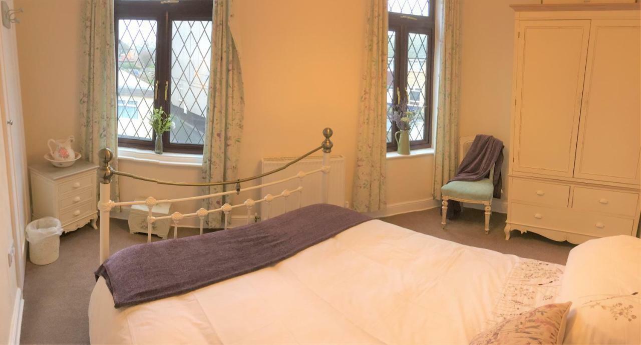 פילי Browns Holiday Cottage מראה חיצוני תמונה